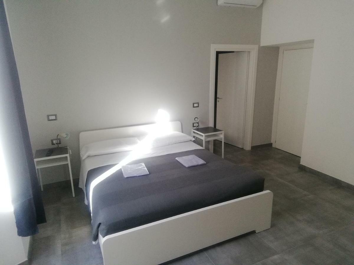 Residenza Ermete Apartment ชิวิตาเวกเกีย ภายนอก รูปภาพ