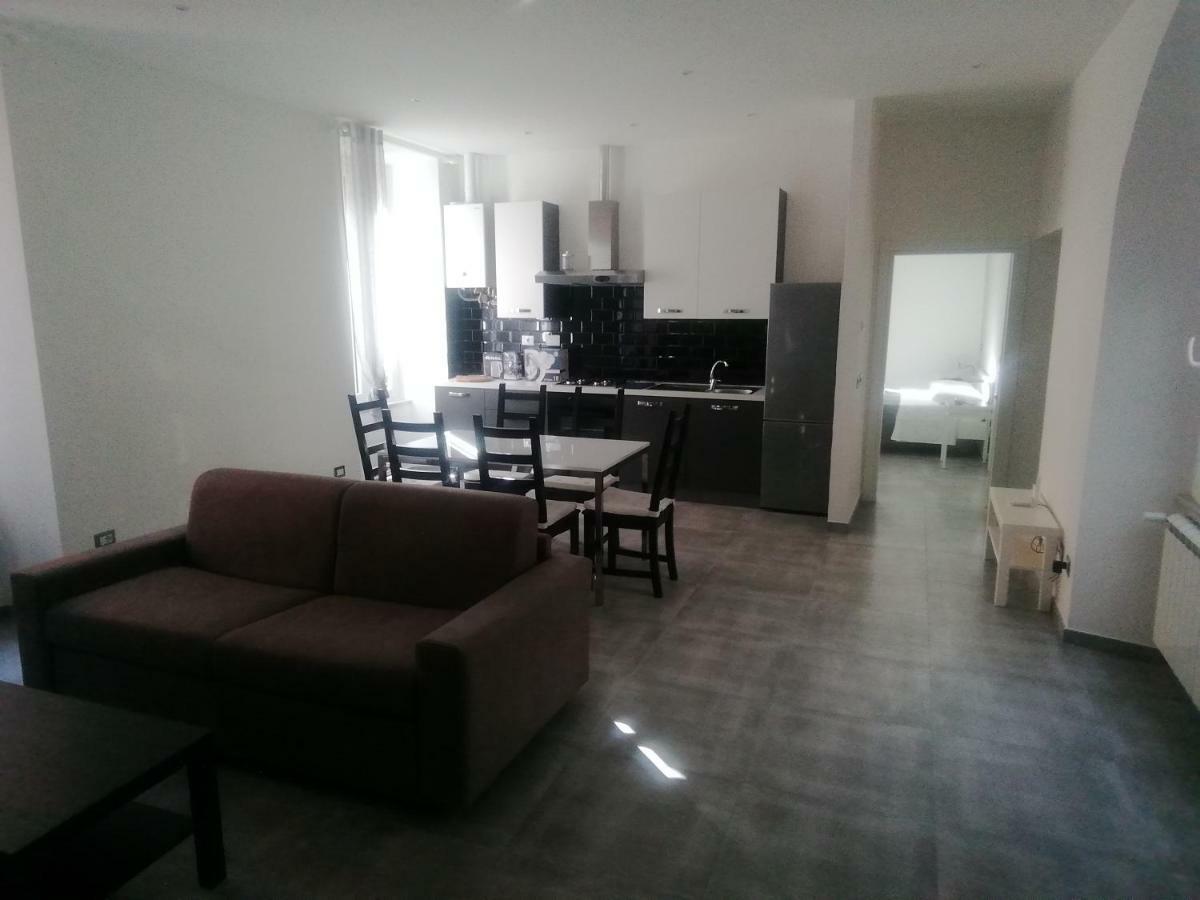 Residenza Ermete Apartment ชิวิตาเวกเกีย ภายนอก รูปภาพ